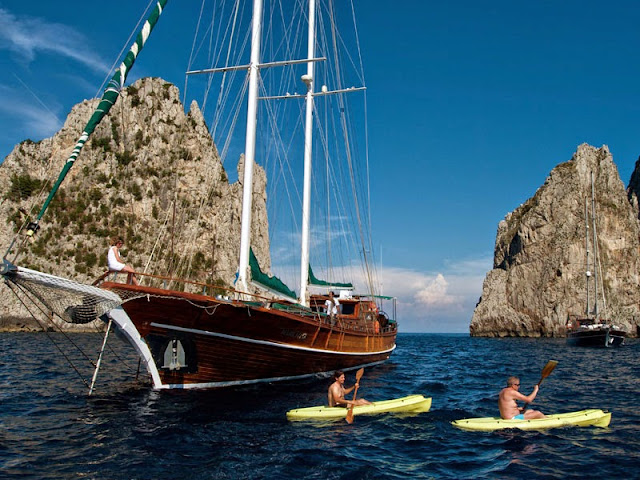 alquiler de goletas en Italia. alquiler de goletas en las Ilsas Eolias. Alquilar una goleta barata en las Islas Eoliasa. Alquiler de goletas en Cerdeña. Alquiler de goletas en Sicilia