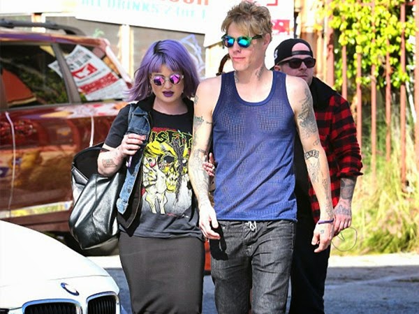 New Couple? Kelly Osbourne and Braydon Szafranski in Bright Glasses