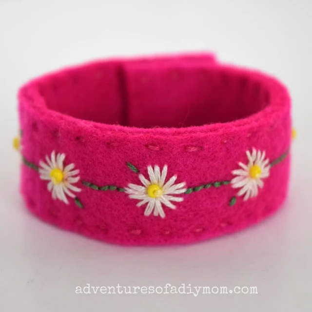 Daisy Chain Bracelet