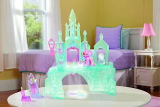 Crystal Empire Playset and Cadence / Shining Baby Figure!