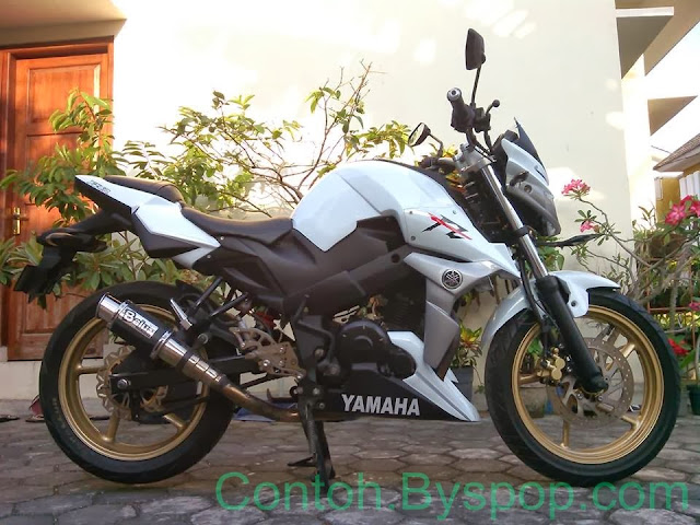 Contoh Modifikasi Yamaha  Byson  Bergaya Susuki GSR Pajang 
