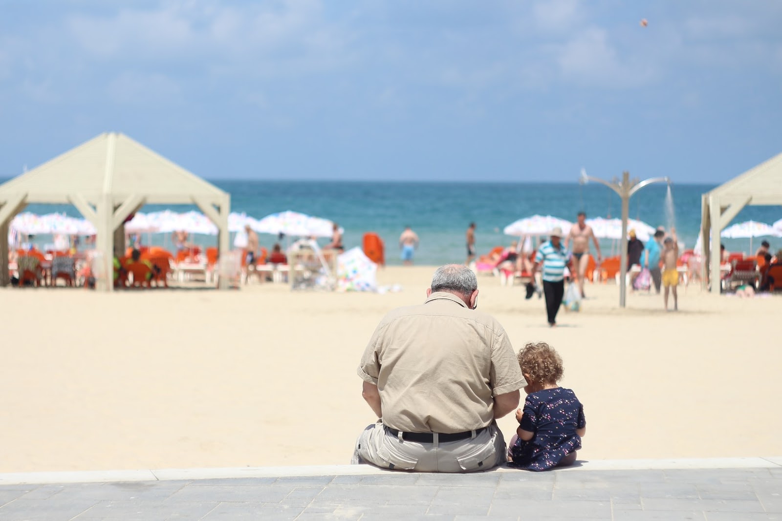 Grandparents Can Help Children Grow Up Happier According To Oxford University