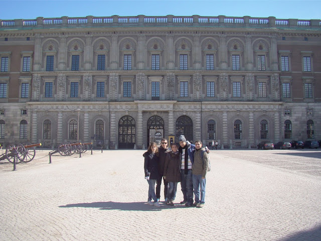 Frente al palacio Real de Estocolmo