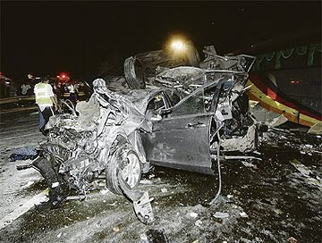 Gambar Kemalangan Di Kilometer 223 Berhampiran Plaza Tol Simpang Ampat - 11/10/2010