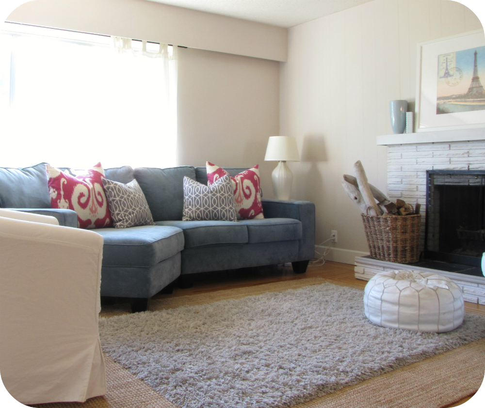 My House of Giggles New Teal  Velvet  Sofa in the Living  Room 