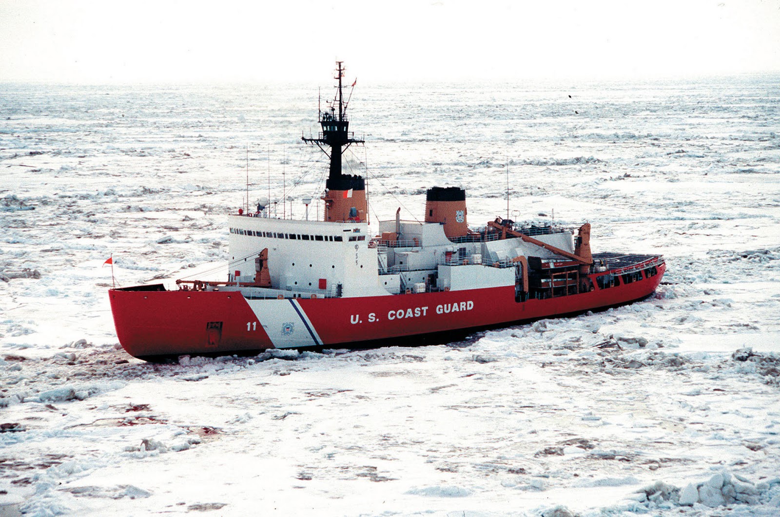 The Ghost Ship: USCGC Healy &amp; Half-Life's Borealis