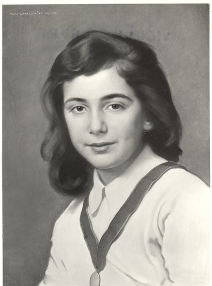 Laura8