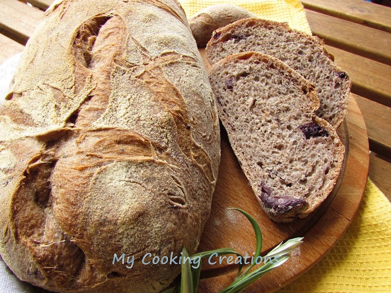 Селски хляб с маслинена паста и маслини * Pane rustico alle olive tagiasca di Fulvio Marino