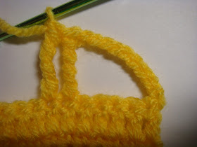 how to crochet a car appliqué - step #6