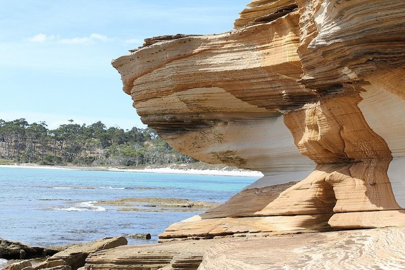 painted-cliffs-maria-island-4