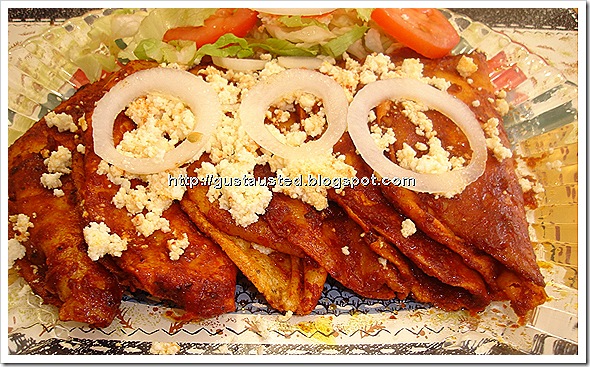 ENCHILADAS DE CHILE ANCHO O GUAJILLO  