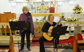 Projeto Música na Matriz de Teresópolis: Duo Annalu Braga e Carmen Bartoly presta homenagem à Renascença inglesa