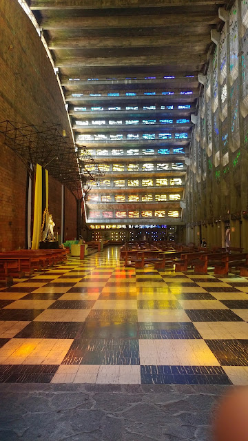 Interior of Iglesia el Rosario in San Salvador