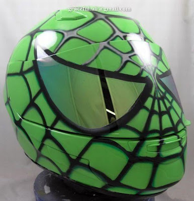 Amazing Helmet Art @ auto show