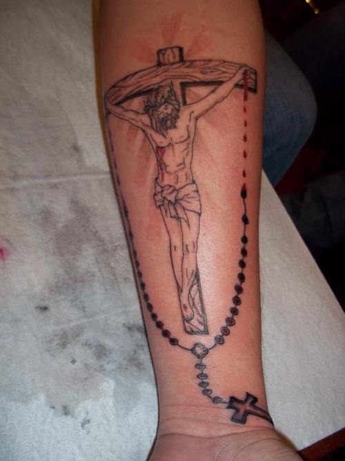 Cross Tattoo Designs For Women