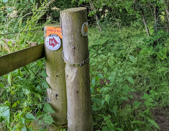 Gaddesden Estate Ride sign on Great Gaddesden footpath 43