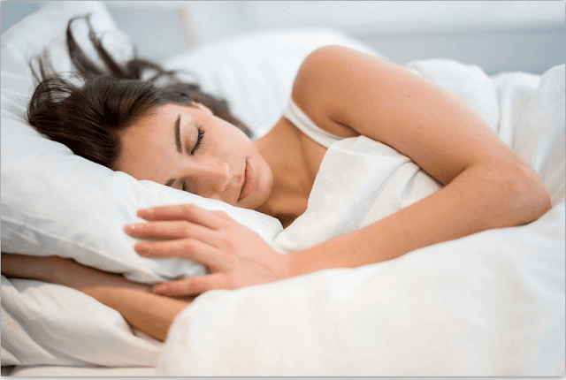 tips_for_sleep-sleeping_women-tips_for_insomnia