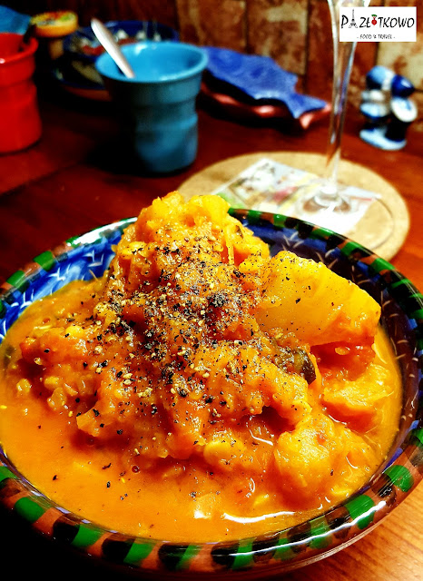 PRZEPIS: Zupa dyniowa z krewetkami - RECIPE: Pumpkin soup with shrimps, PAZŁOTKOWO