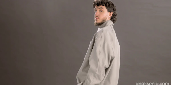 Lirik Lagu Lovin On Me – Jack Harlow / Terjemahan Arti dan Makna