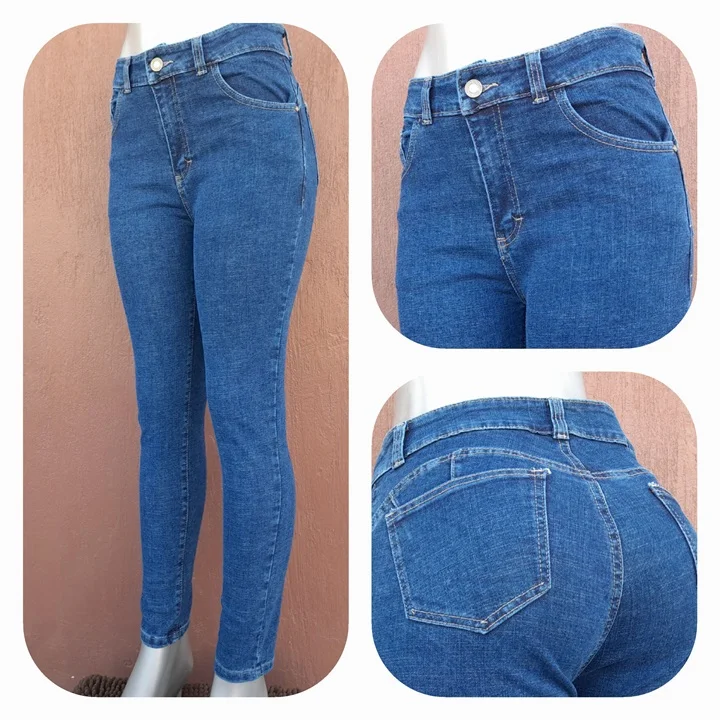 Modelo # 44  Skinny Jeans - Tono Azul Medio