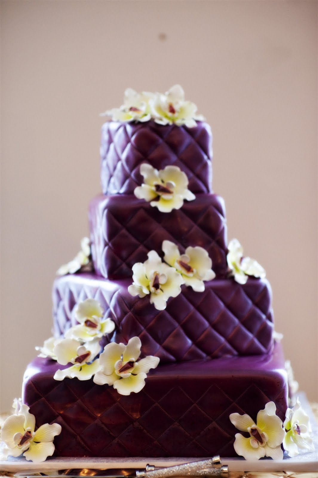 purple wedding cake