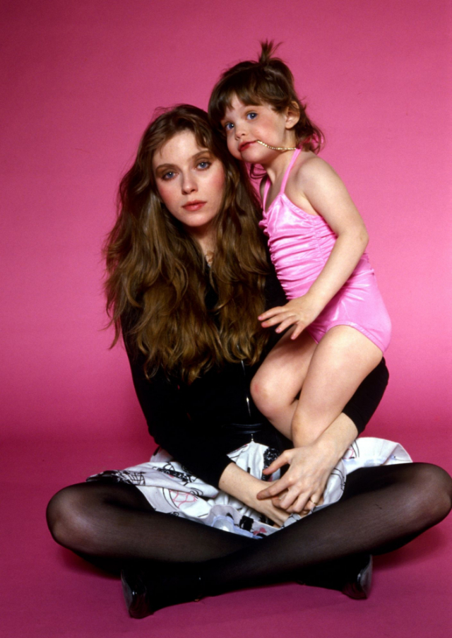 Adorable Photos Of Bebe Buell And Her Daughter Liv Tyler In 1980 ~ Vintage Everyday