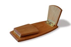 Wabi Sabi Penguin: How to Select a Meditation Bench or Seiza Bench