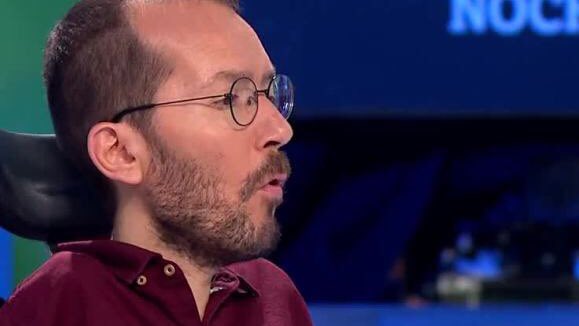 Echenique critica la publicación de El Mundo sobre la productora de Pablo Iglesias: "Es basura vieja reciclada"