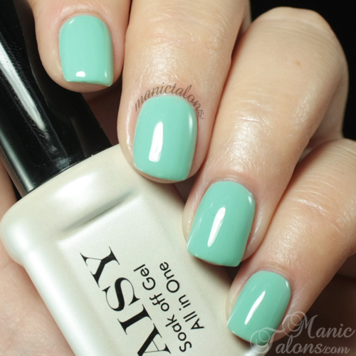 Daisy DUO Gel Polish Air of Mint Swatch