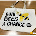 GIVE BEES A CHANCE エコバックをホールフーズ マーケット(Whole Foods Market)で購入した。