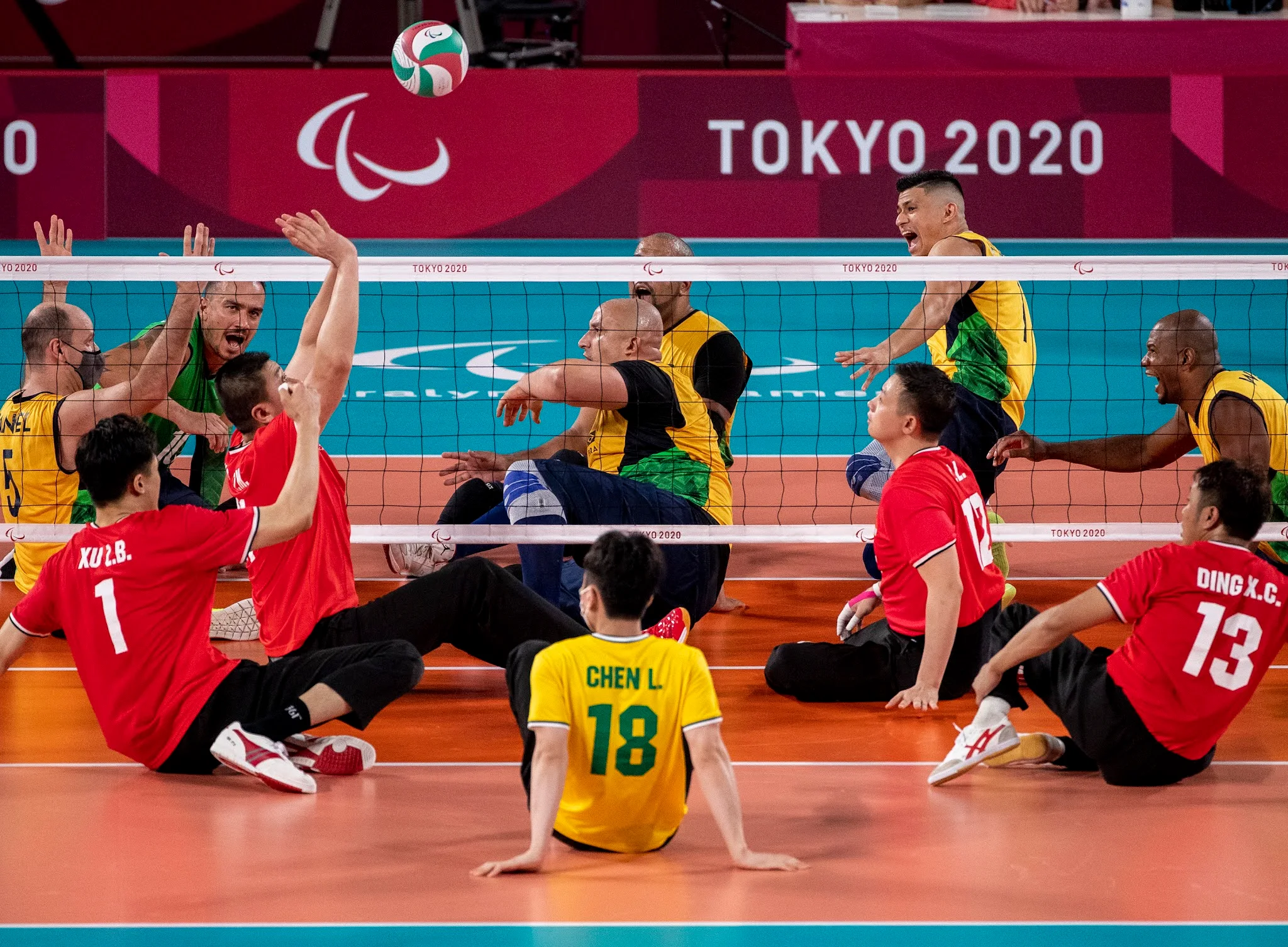 Brasil x China no vôlei sentado masculino nas Paralimpíadas de Tóquio