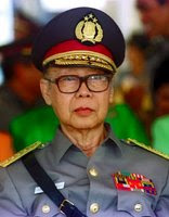 Jenderal Pol (Purn) Drs. Hoegeng Iman Santosa