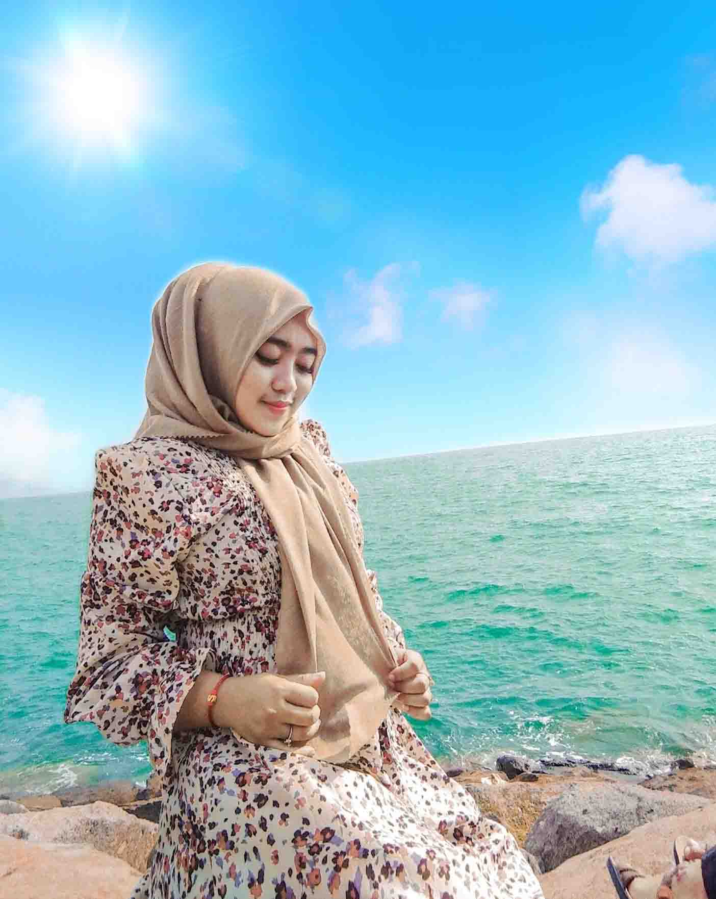 Pantai Cermin Ulee Lheue Aceh