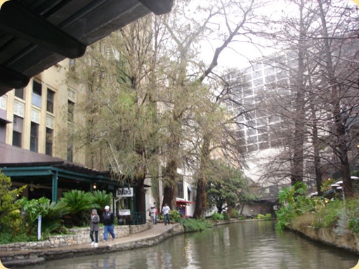 Riverwalk 067