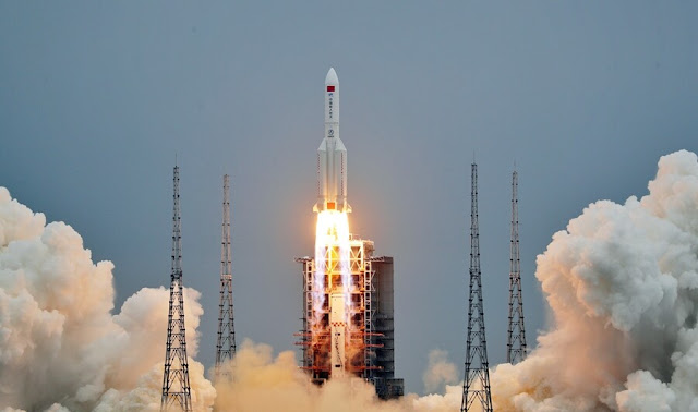 MUNDO: China lanza la cápsula central de su futura estación espacial.