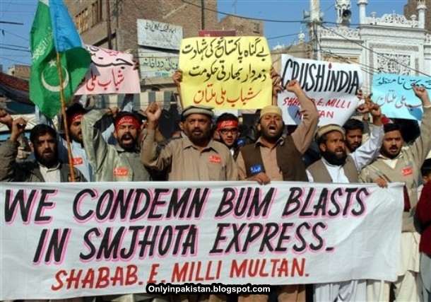 Funny Pakistani Banners