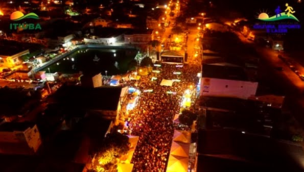 Banda LambaSaia faz show histórico no Carnaval 2019 de Itiúba!