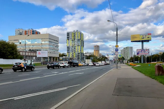 Севастопольский проспект, Центр транспортного обеспечения / Главный центр хозяйственного, транспортного и сервисного обеспечения МВД России, жилой дом 2018 года постройки