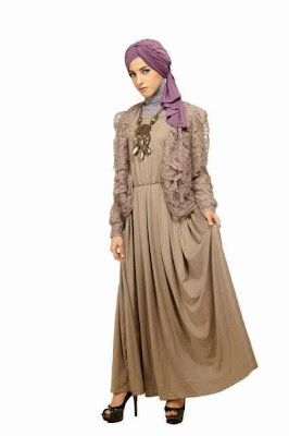 Model gamis borkat nan anggun