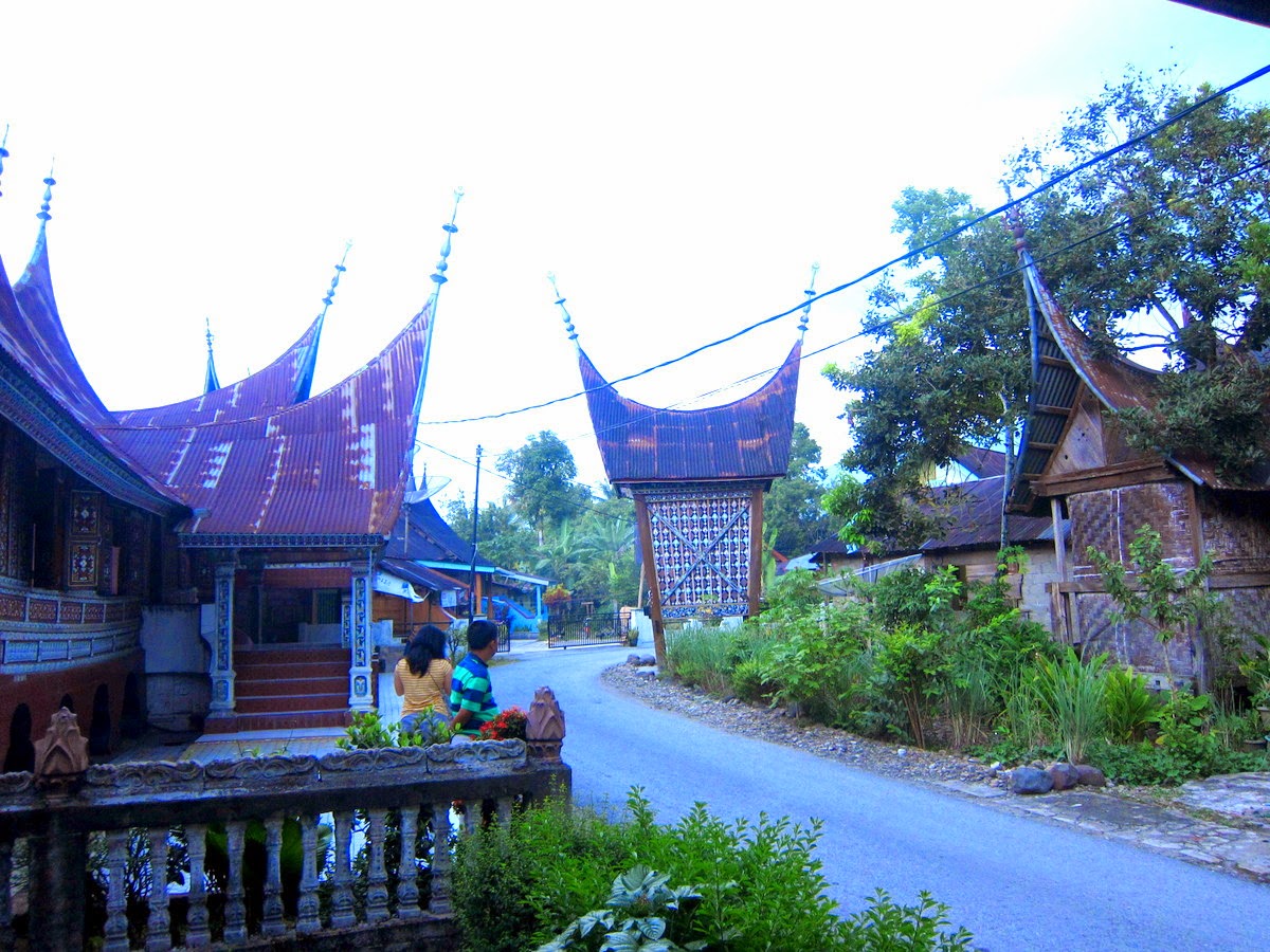 Travelholic: One Thousand Rumah Gadang Village / Nagari 