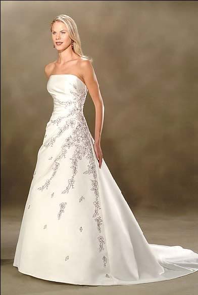 Simple Strapless Wedding Dress