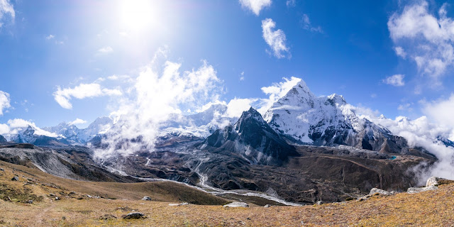 Mt. Everest in the distance