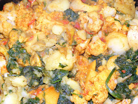 Aloo gobi saag (potato, cauliflower and spinach curry). Cooked and photographed by Susan Walter.