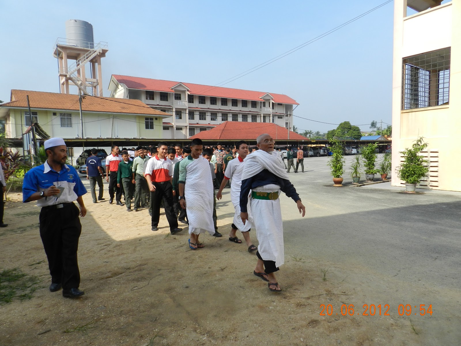 Panitia Pendidikan Islam Darul Naim: PROGRAM LAMBAIAN 