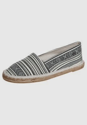 http://www.zalando.de/even-odd-espadrilles-offwhite-ev411a01i-c00.html