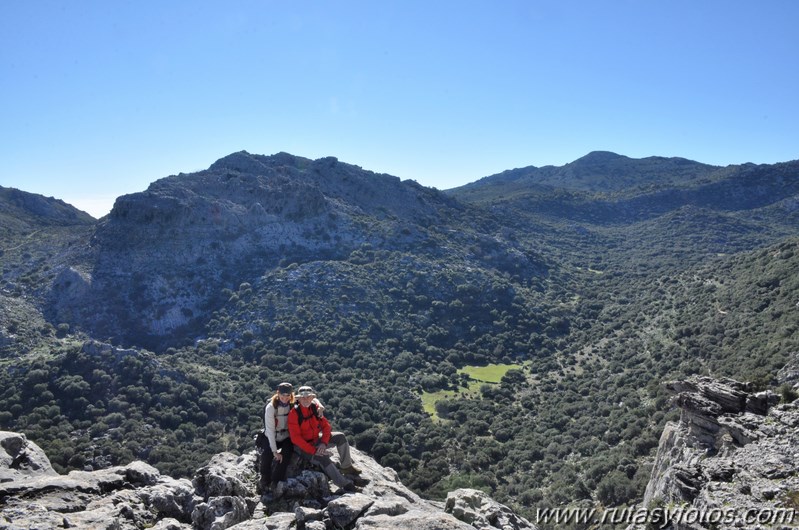 Subida a la Salamadre desde Villaluenga