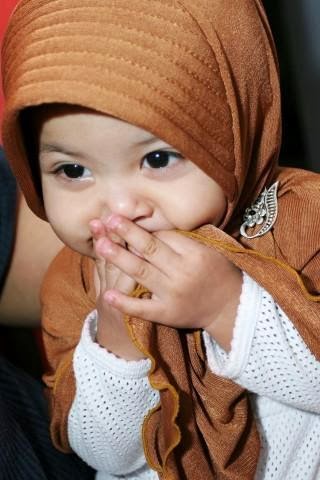 Gambar Anak Bayi Lucu Perempuan dan Laki-laki Indonesia 