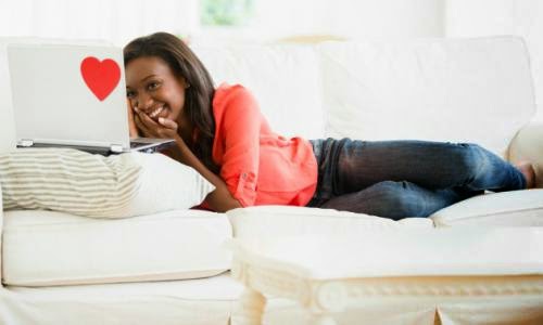 Picture Perfect 4 Crucial Mistakes Online Daters Are Making With Their Profile Photos