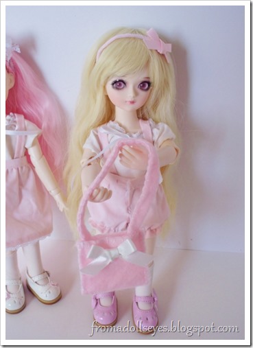 Cute new doll outfits, and a raglan sleeve top tutorial with pattern for yosd ball jointed dolls.