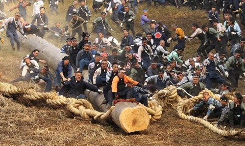 9. Onbashira Festival – Japan